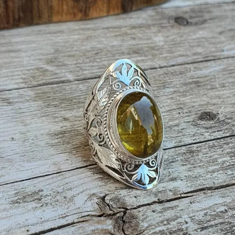 Cross-Border Hot Selling Alloy Ring Classic Respected Gem Bi-Color Art Carving Unisex Premium Quality Jewelry Accessory